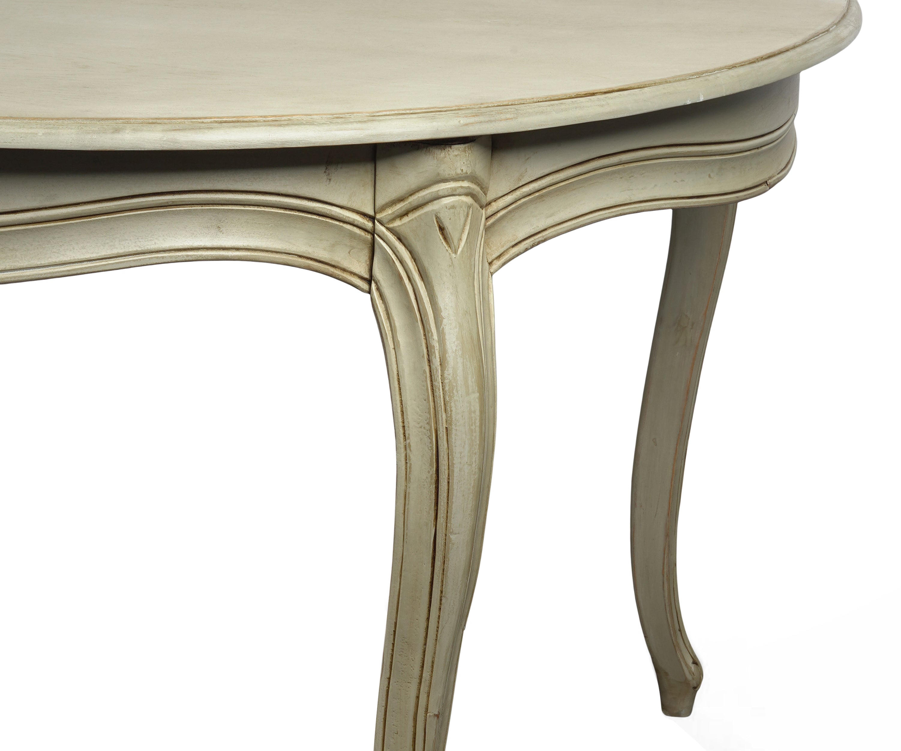 French Round 4 Seater Dining Table with Cabriole Legs