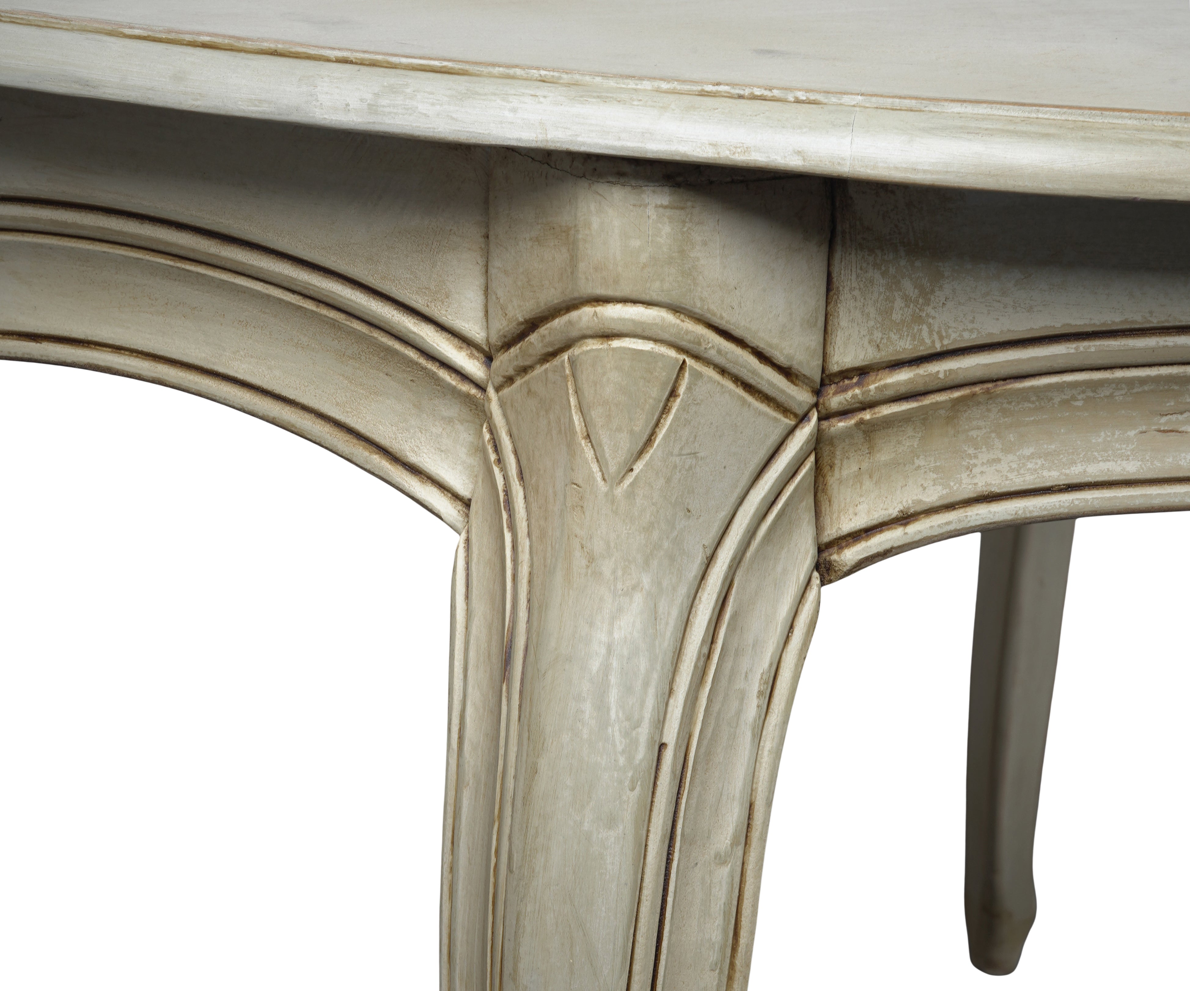 French Round 4 Seater Dining Table with Cabriole Legs