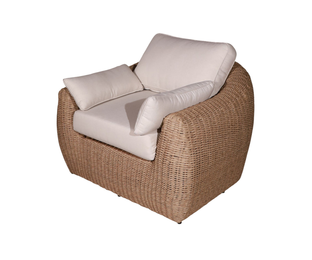 Curved Woven 1-Seater Outdoor Lounge Chair with Plush Upholstery