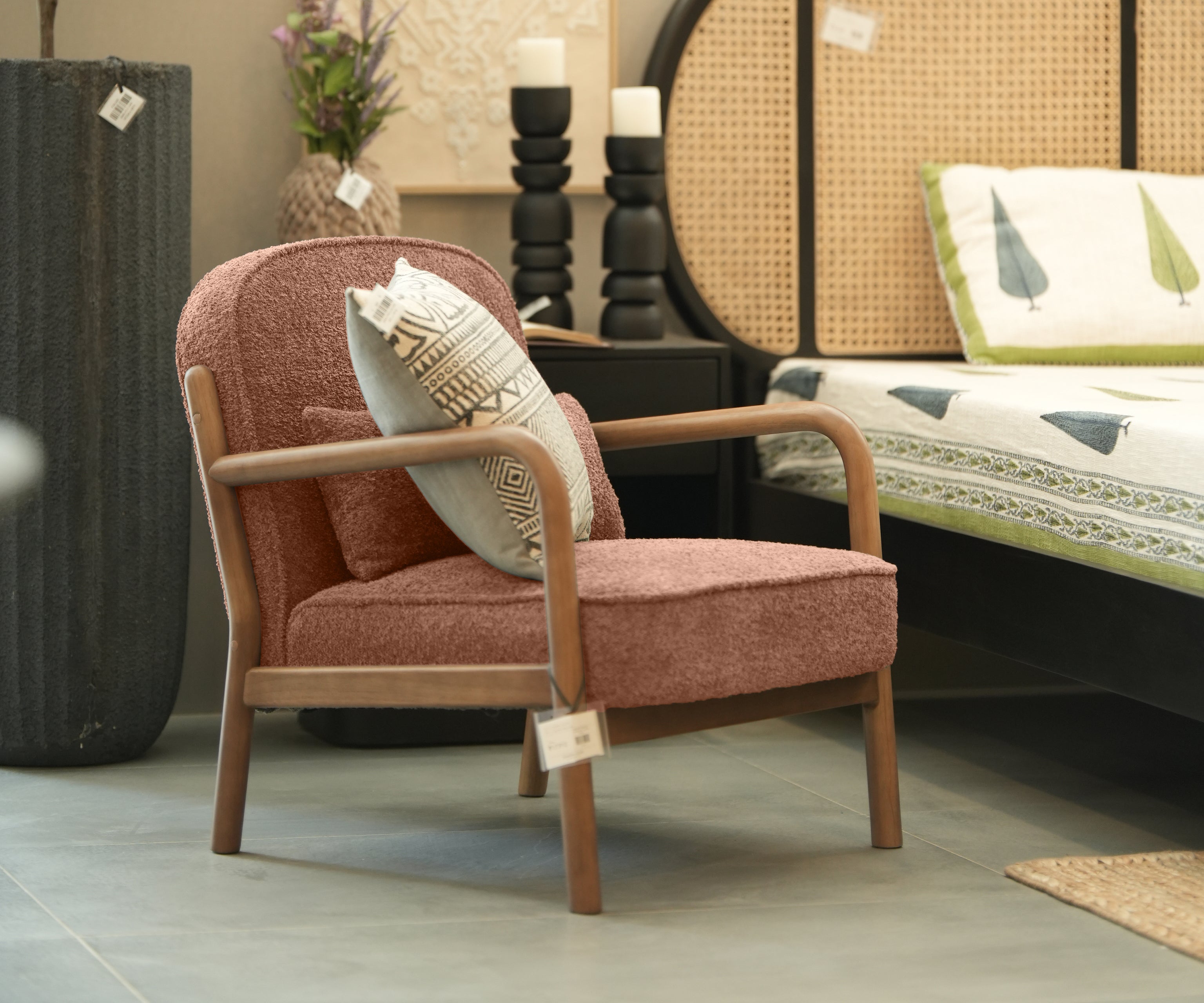 Curved Frame Bouclé Single seater Sofa Chair